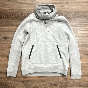 LULULEMON PULLOVER